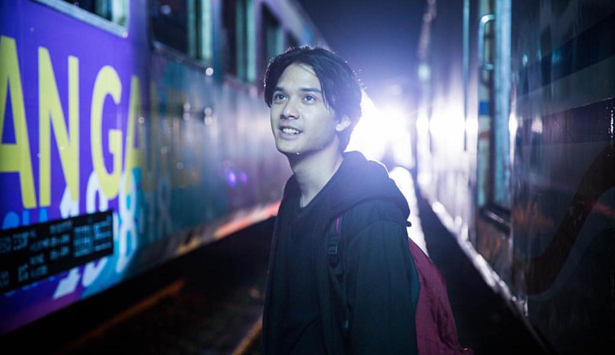 FOTO: Pesona Baskara Mahendra yang Bikin Jatuh Hati ...