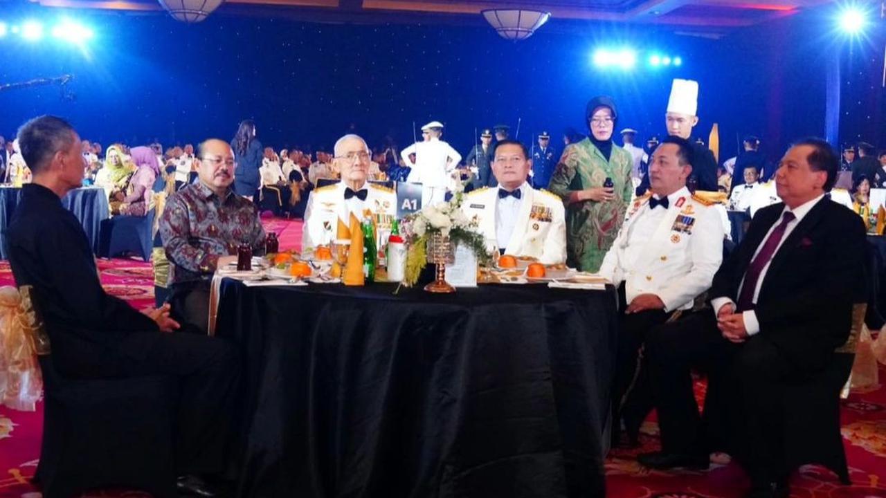 Panglima TNI menjelaskan dalam sambutannya bahwa penyelenggaraan Soedirman Awards 2023 terinspirasi dari nama besar Jenderal Soedirman. <br>