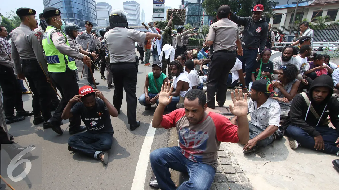 20151201-Mahasiswa-Papua-Bentrok-dengan-Kepolisian-IA