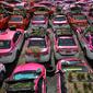 Perusahaan Taksi Ini Sulap Mobil yang Tidak Beroperasi Jadi Kebun Sayur (Autoblog)