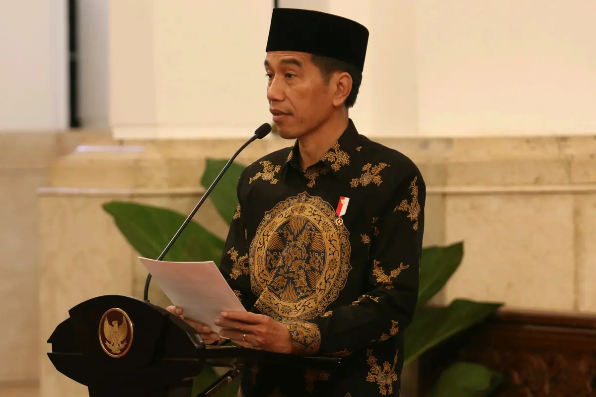 Jokowi Sambut Pangeran Khalid di Istana Merdeka 