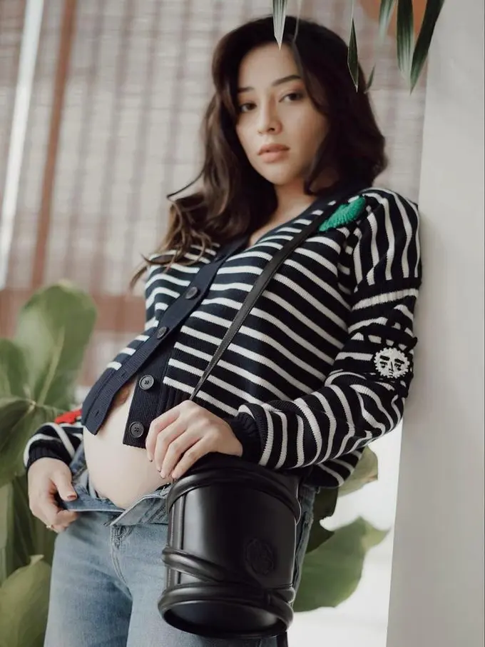 9 Gaya Nikita Willy Babymoon ke Amerika, Makin Cantik di Usia Kehamilan 6 Bulan