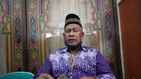 Supartono (61) warga Ponorogo Jatim, yang sehari-hari bekerja sebagai pemulung berangkat haji tahun ini. (Dian Kurniawan/Liputan6.com)