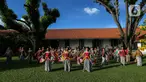 Peserta mengikuti rangkaian acara Bulan Kebangkitan, di Museum Kebangkitan Nasional, Jakarta, Sabtu (21/5/2022). Memperingati Hari Kebangkitan Nasional, Meseum Kebangkitan bekerjasama dengan Belantara Budaya Indonesia menggelar acara dengan tema “Masa Bangkit Wastra dan Budaya”. (Liputan6.com/Johan Tallo)