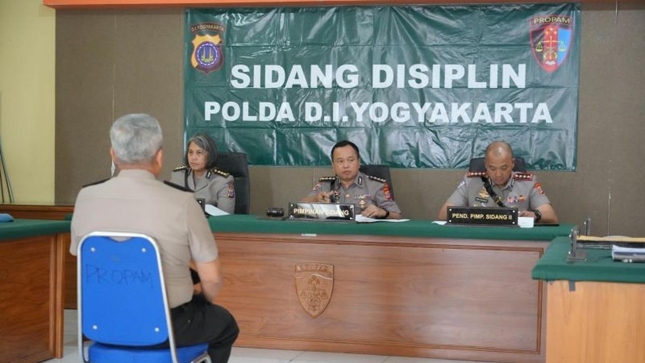 Polda DIY Jatuhkan Sanksi Demosi Mantan Kapolresta Sleman Akibat Kelalaian Pengawasan