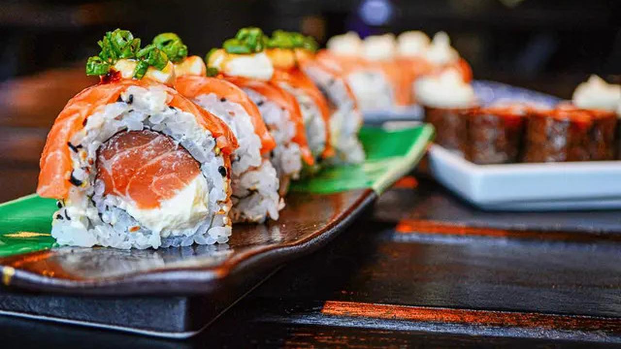 Apakah Ibu Menyusui Boleh Konsumsi Sushi? Simak Panduan Lengkapnya!