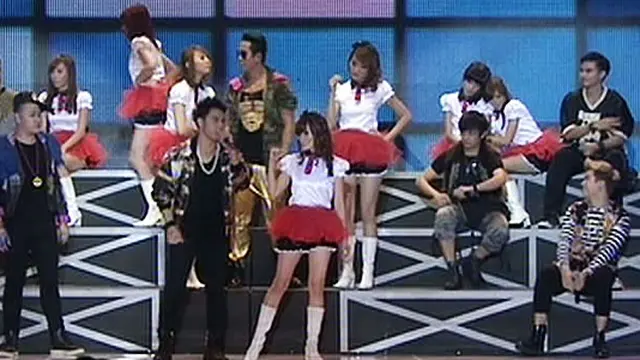 Konser Cherybelle Cari Cinta (Part.3)