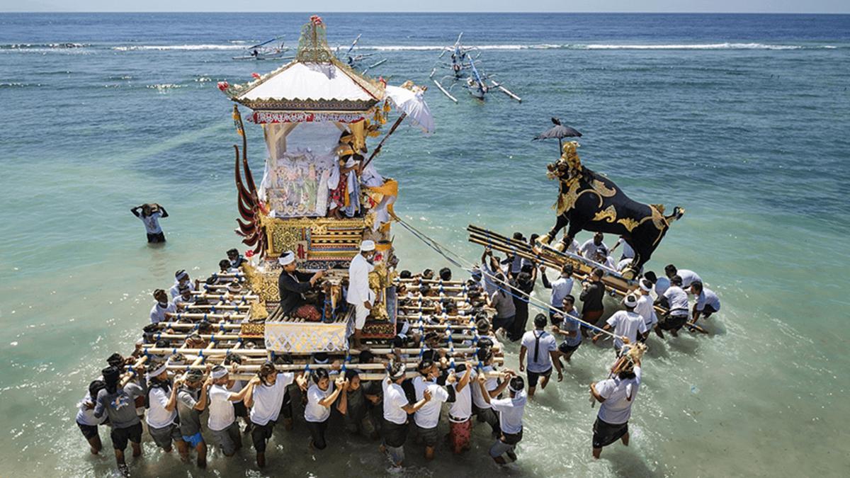 30+ Upacara Adat di Indonesia: Warisan Budaya Nusantara