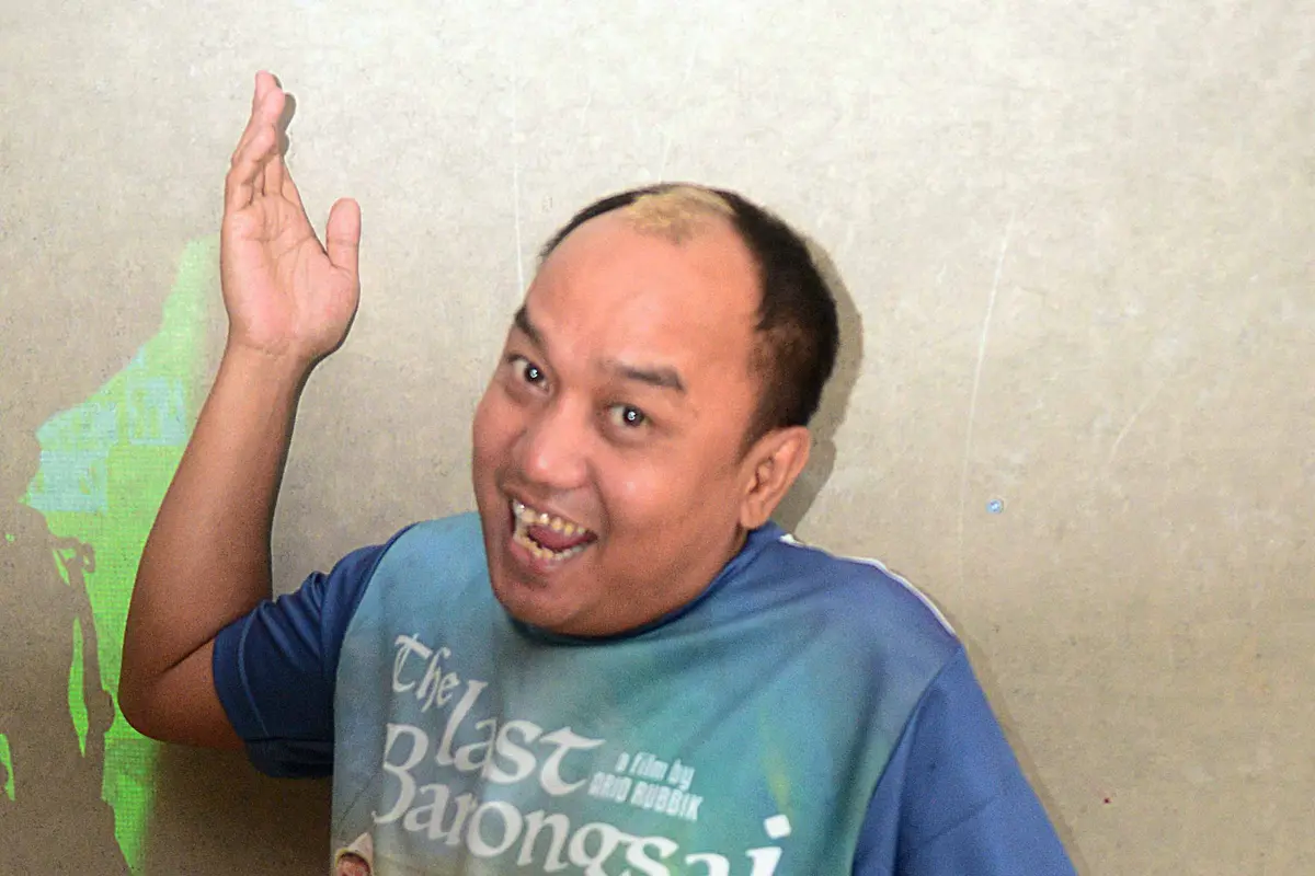 [Bintang] Aziz Gagap