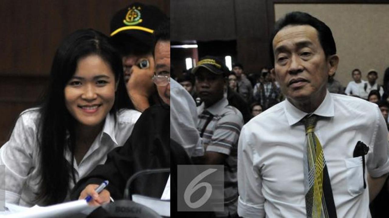 [Bintang] Jessica Tersenyum, Ayah Mirna Murka