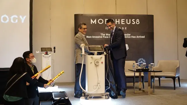 Morpheous 8