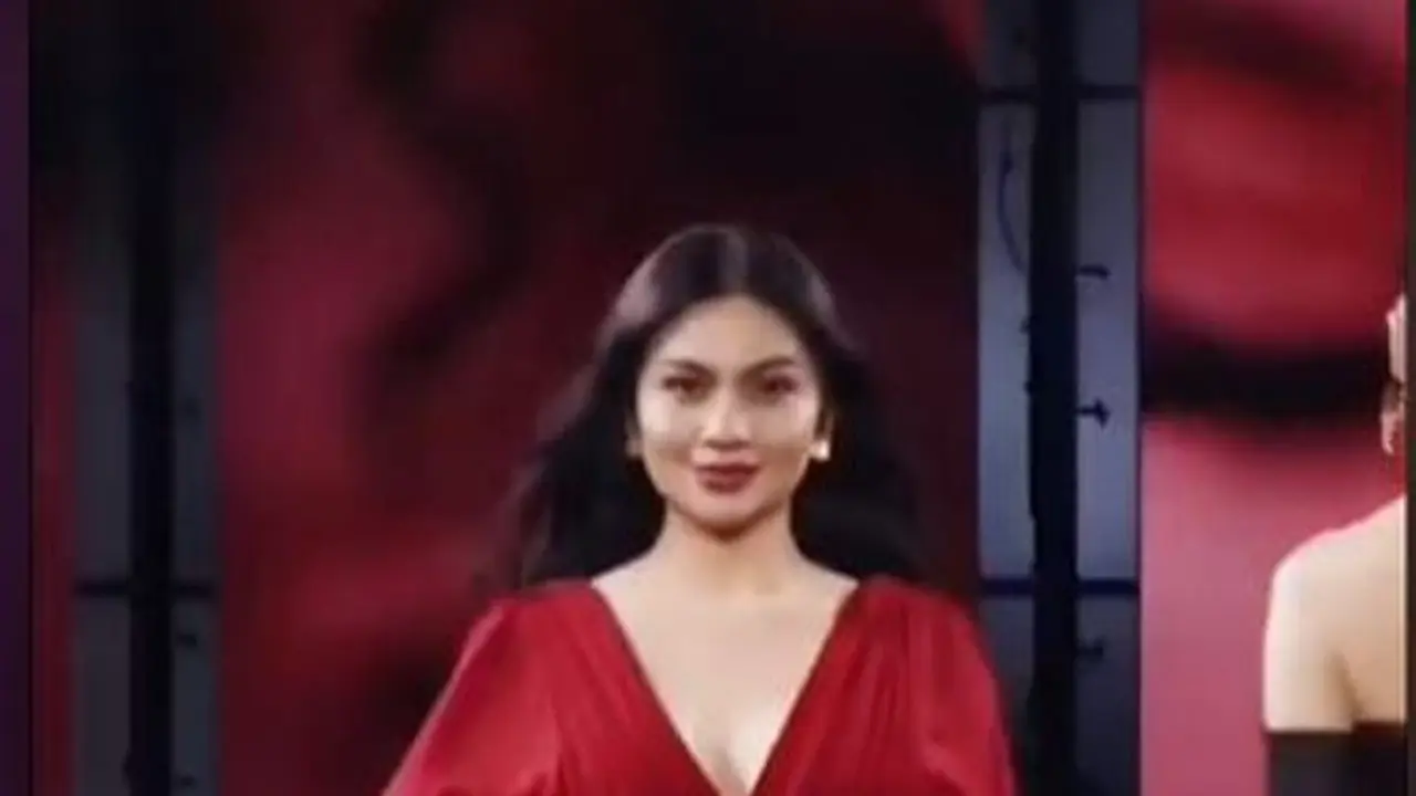 Ariel Tatum jadi perempuan pertama Indonesia di Paris Fashion Week