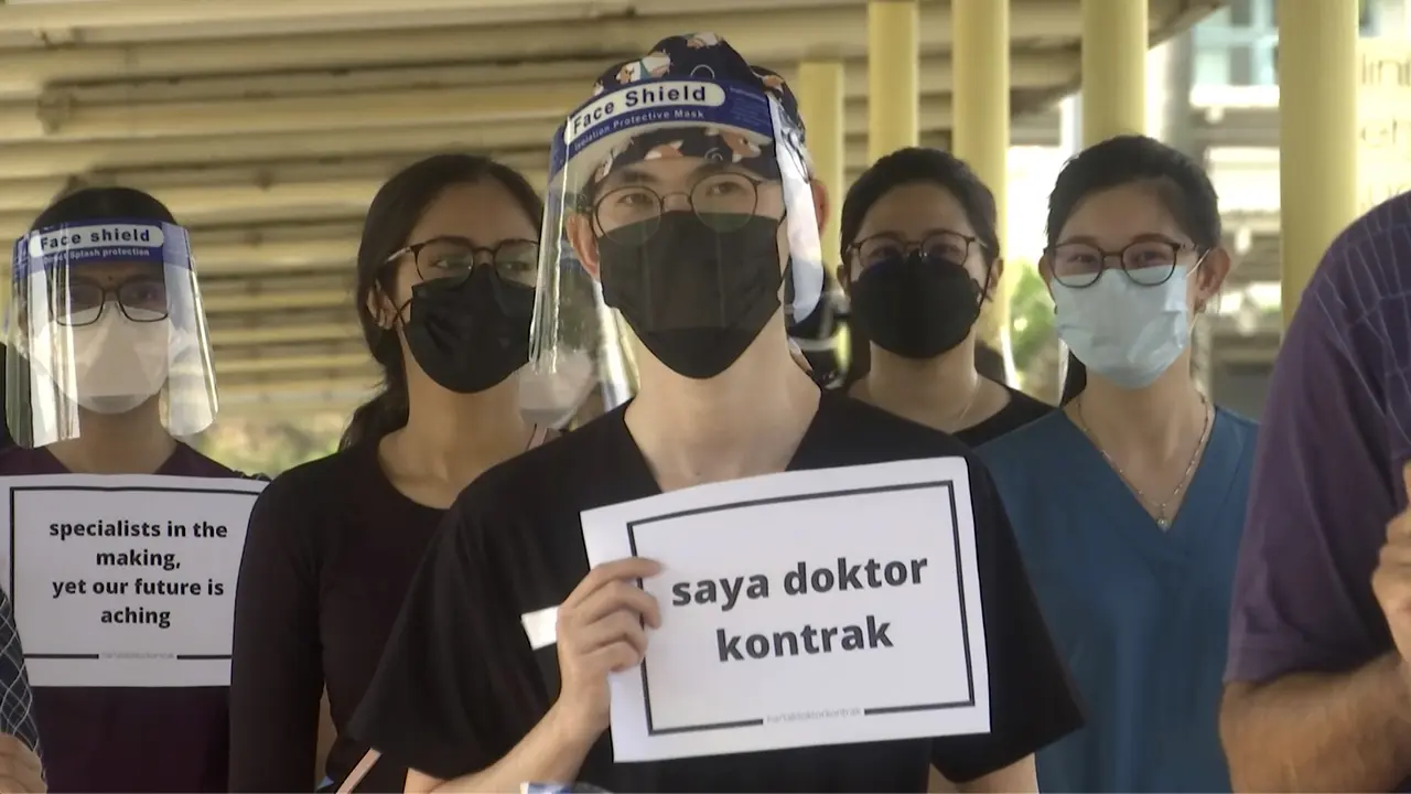 Ratusan Dokter Mogok Kerja Saat COVID-19 Melonjak di Malaysia