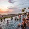 Ilustrasi wisatawan mancanegara, turis asing di Canggu, Bali. (Photo by Cassie Gallegos on Unsplash)