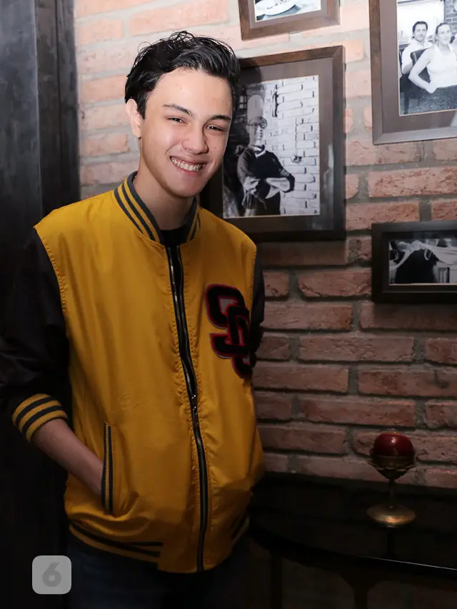 [Bintang] Shawn Adrian