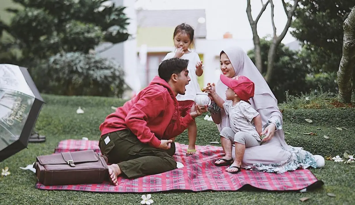 (Instagram/rickyharun)