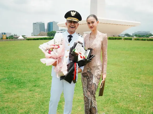 Pesona 6 seleb dampingi ayah di pelantikan, penampilan Asila Maisa bikin takjub