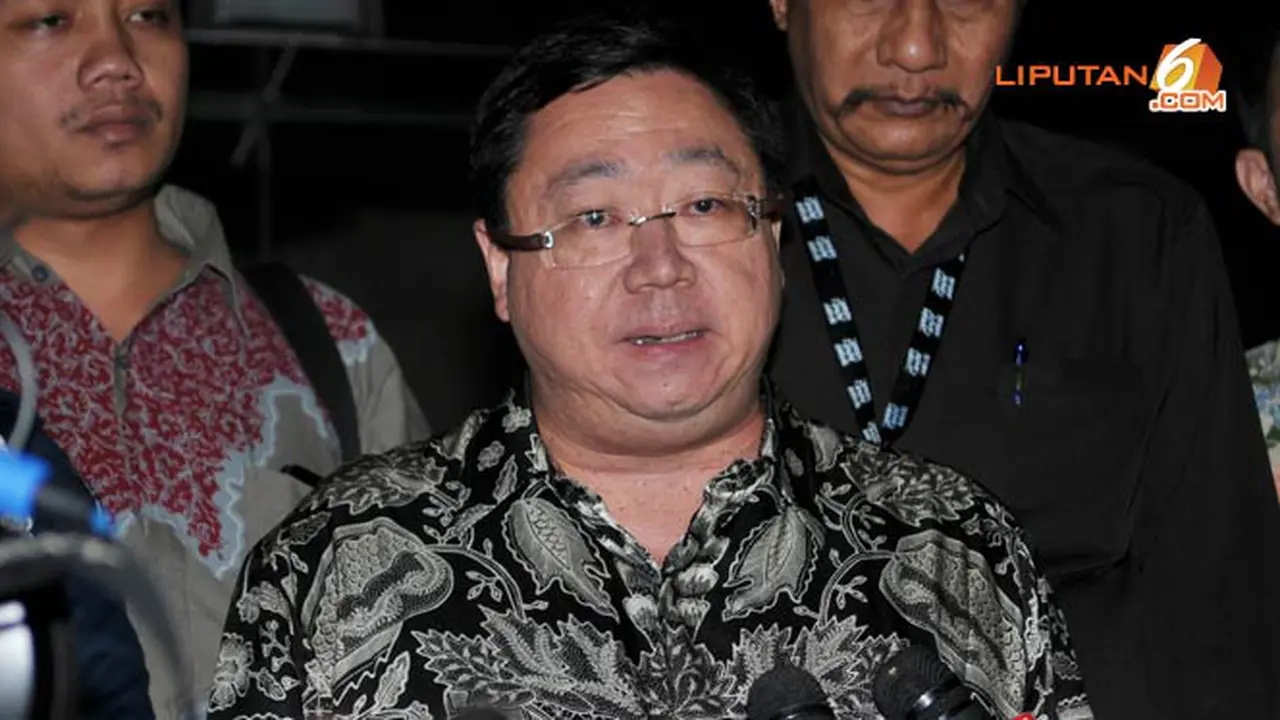 robert-tantular-130913c.jpg