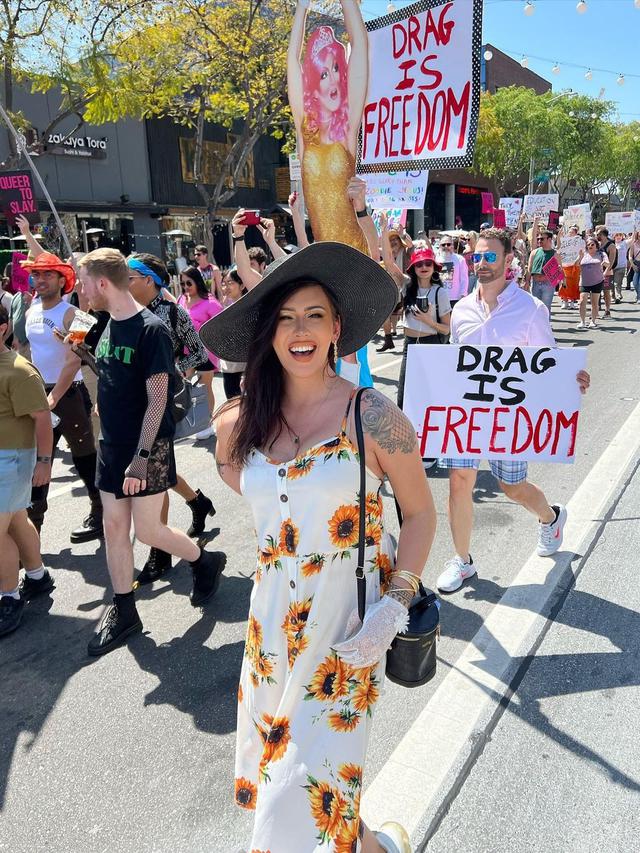 Aktivis Transgender Jadi Tamu Tak Punya Malu, Nekat Topless di Gedung Putih