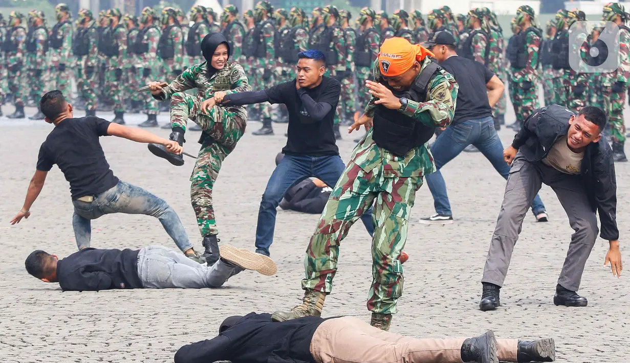 Selain itu juga akan ada defile pasukan serta atraksi bela diri militer. (Liputan6.com/Herman Zakharia)
