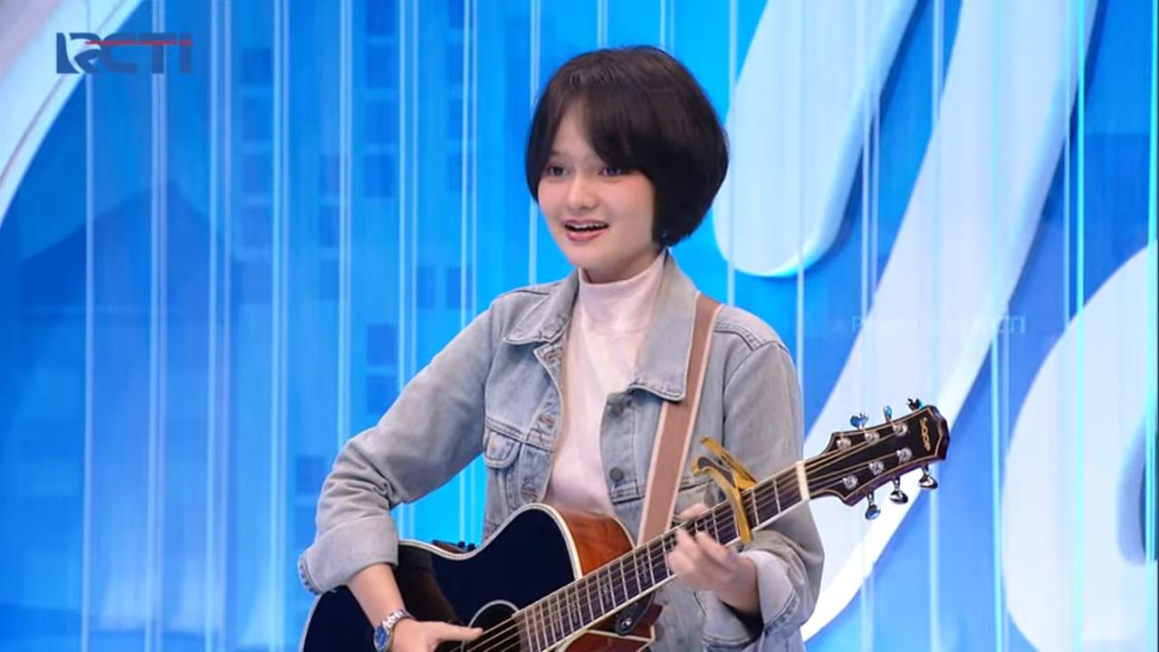 Cantik dan Putih, Peserta Indonesian Idol Ini Bikin Para Juri Melongo saat Nyanyi Bawakan Lagu Ciptaan Sendiri
