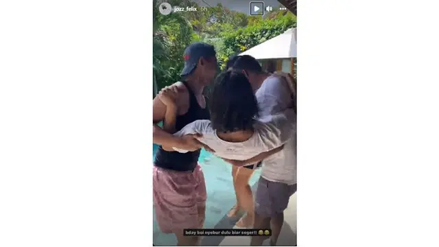 7 Momen Kejutan Ulang Tahun Iqbaal Ramadhan ke-22, Diceburin Kolam Renang
