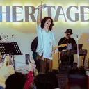 Momo Kembali Naik Panggung Usai 10 Tahun Vakum, Terharu & Menahan Tangis