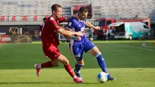 Persib Bandung melawan Persija Jakarta di babak semifinal Piala Presiden 2026. (Bola.com/Alit Binawan).