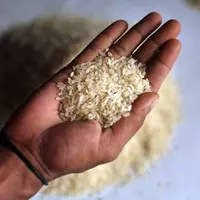 China emang jagonya memalsukan banyak hal, sampai-sampai ada beras yang terbuat dari plastik! WTH!