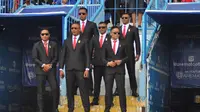 Alasan Petugas Keamanan Arema Berdandan ala Paspampres
