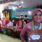 Annisa Rahma Putri lulusan terbaik dalam Yudisium perdana masa new normal di Universitas Dehasen Bengkulu. (Liputan6.com/Yuliardi Hardjo)