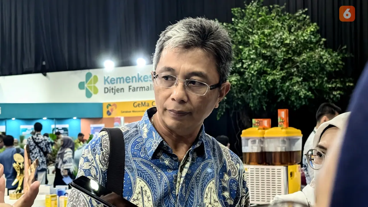 Prof. apt. I Ketut Adnyana, M.Si., Ph.D.