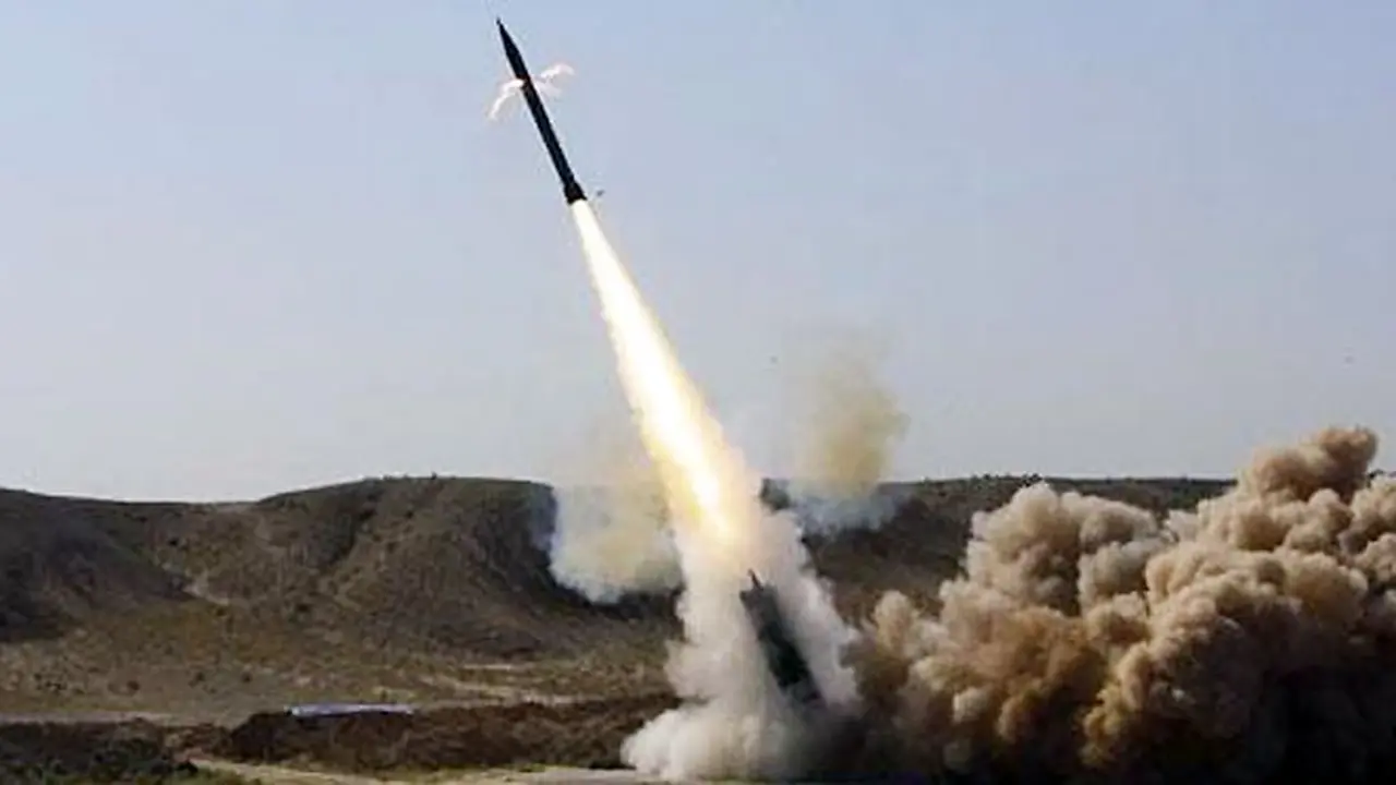 rudal-iran121102b.jpg