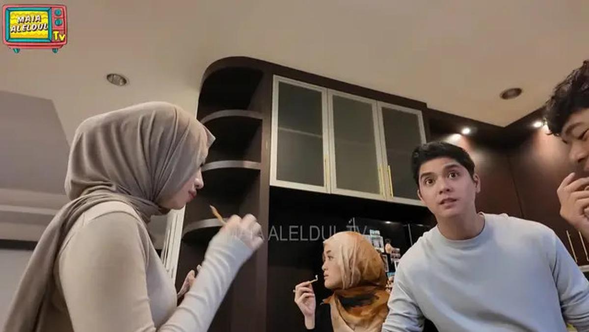 6 Potret Dapur Rumah Al Ghazali dan Alyssa Daguise, Kombinasi Warna dan Pencahayaan yang Beri Kesan Mewah