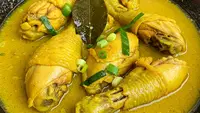 Trik Bikin Opor Ayam Kuning Pekat Tanpa Santan Pecah, Dijamin Gurih Maksimal