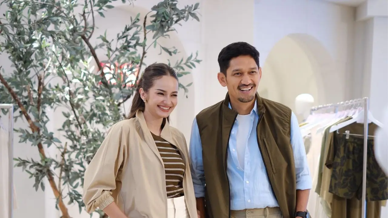 Ibnu Jamil dan Enzy Storia Bocorkan Tips Padu Padan Gaya Sporty yang Dinamis