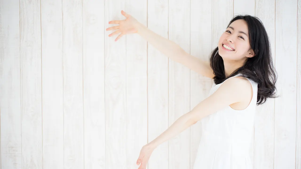 perempuan bahagia rendah hati