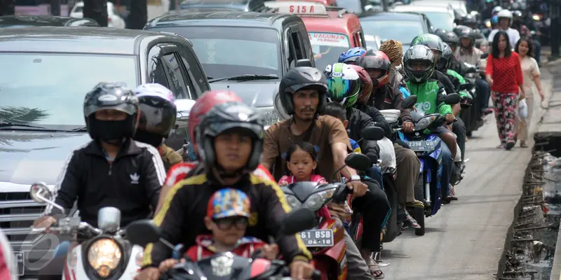 [Bintang] Nggak Mudik, Ini 5 Kegiatan yang Biasa Dilakukan Warga Jakarta!