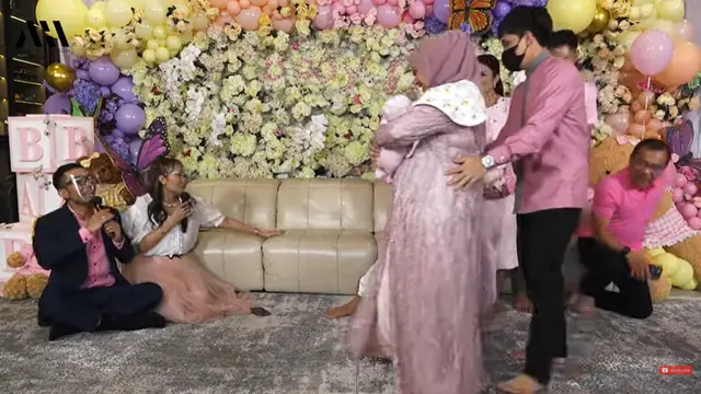 7 Momen Pengumuman Nama dan Ungkap Wajah Anak Atta Halilintar dan Aurel Hermansyah