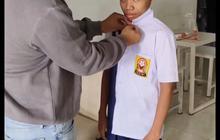 Tak Terasa Alwi Sudah Masuk SMA, Posan Pasangkan Dasinya