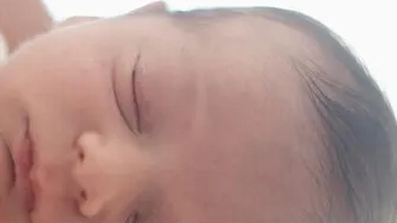 Tips Memelihara Kesehatan Rambut Bayi