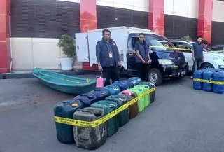 Danki Brimob dan Kanit Paminal di NTT Jadi Tersangka BBM Ilegal  