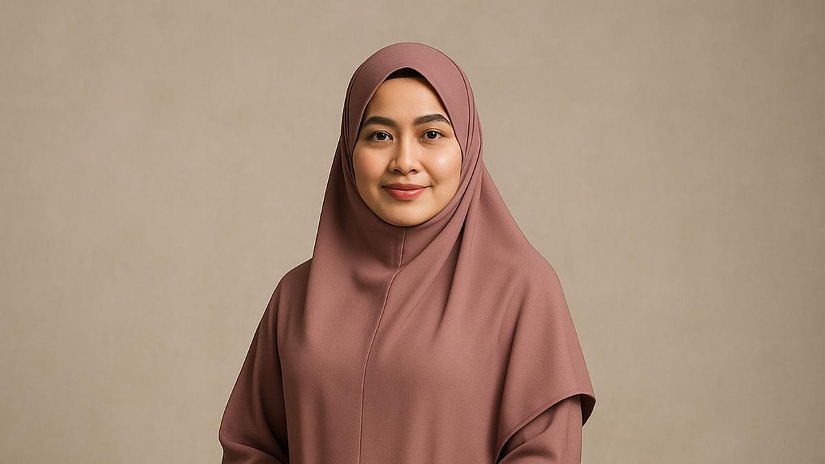 10 Model Gamis Wanita Sederhana yang Syari Tapi Tetap Elegan, Cocok untuk yang Aktif di 2025