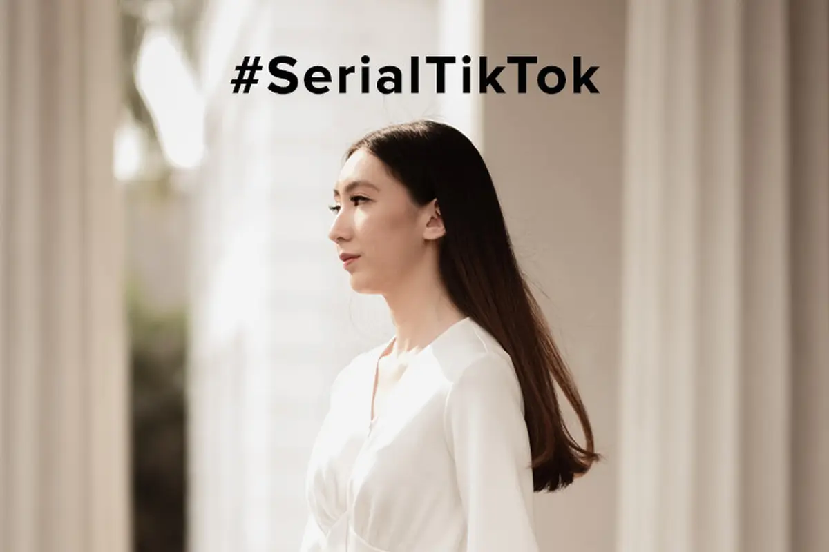 Diary Fimela: Dari TikTok, Christie Basil Menginspirasi Pasangan Temukan Busana Pengantin Idaman
