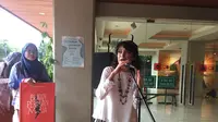 Feby Indirani, penulis buku "Bukan Perawan MAria," di Jakarta, Sabtu (22/7/2017). (Liputan6.com/Muhammad Radityo Pryasmoro)