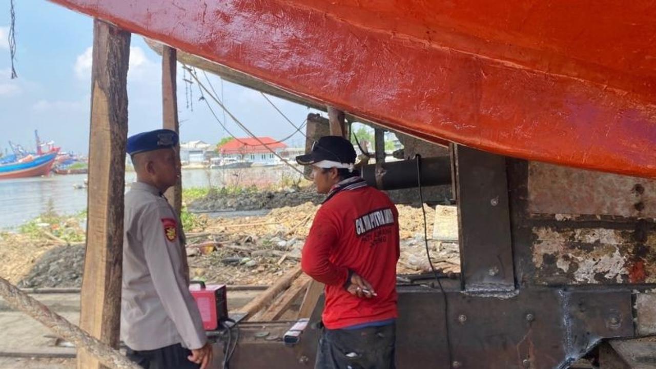 Polairud Pati Intensifkan Patroli Laut, Fokus Pencegahan Kebakaran Kapal di Juwana