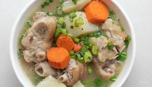 kikil sapi kuah bening (Sumber: grok.com)