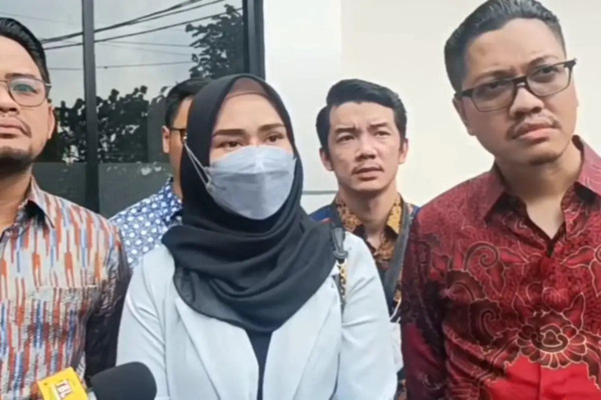 Septia Yetri Opani pernah menemui langsung wanita yang diduga selingkuhan Putra Siregar.