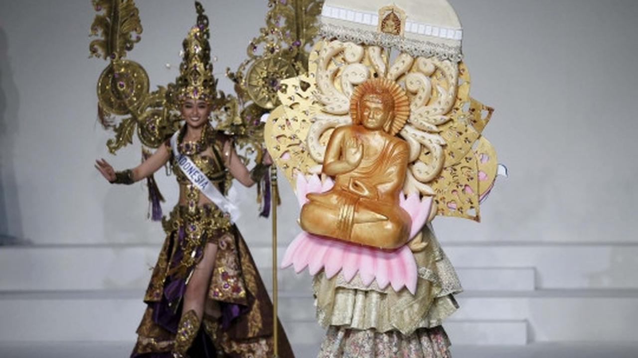 Pesona Chintya Fabyola berkostum seberat 22 kg di Miss International