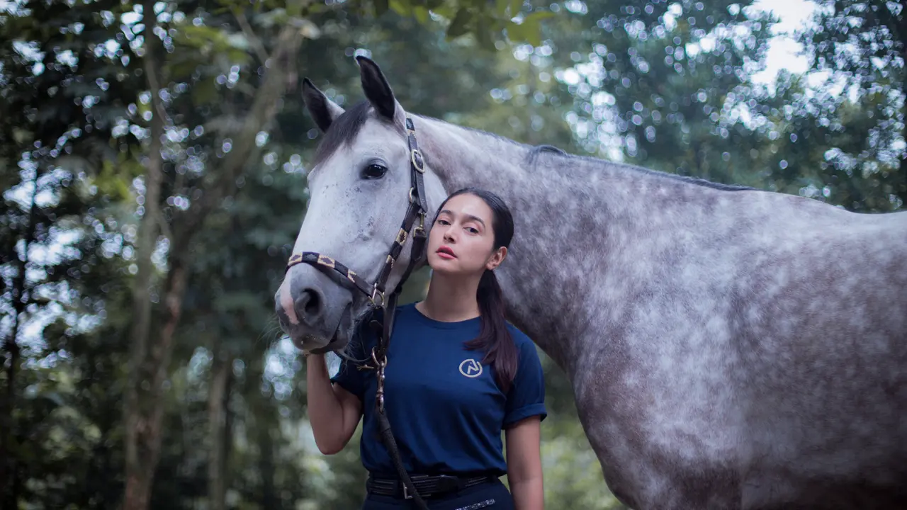 [Fimela] Nabila Syakieb